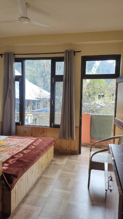 Trinity Homestay Kasol Bagian luar foto