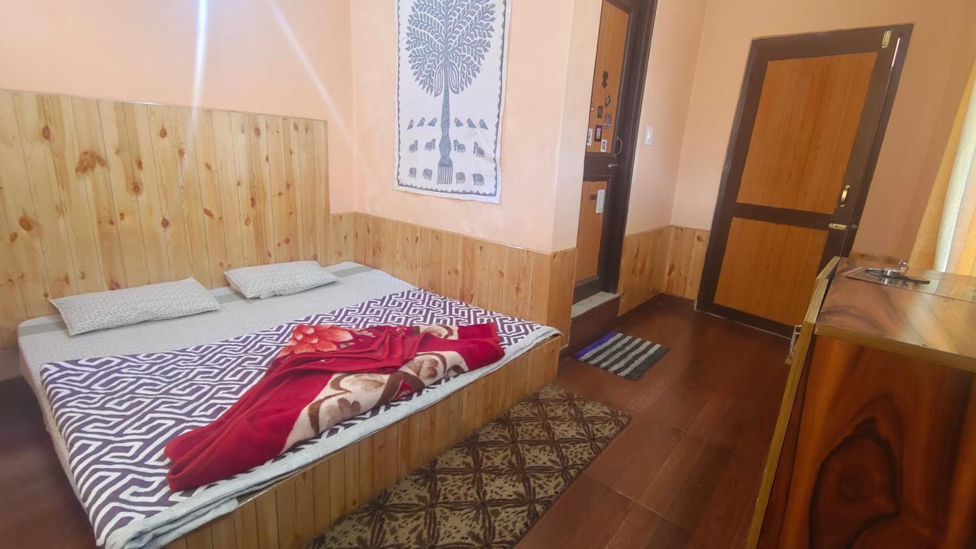 Trinity Homestay Kasol Bagian luar foto