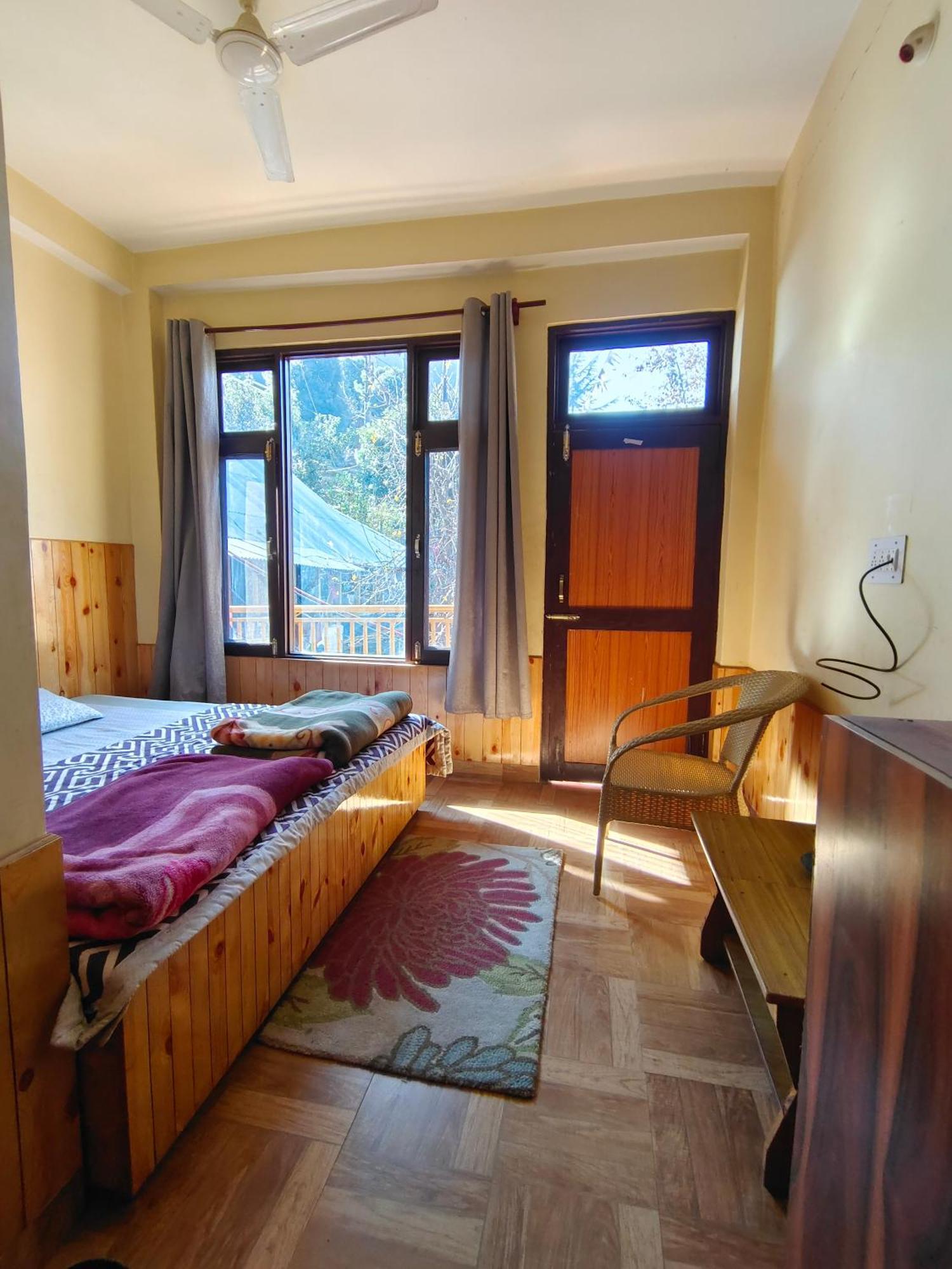 Trinity Homestay Kasol Bagian luar foto